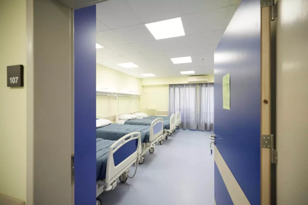 Τρεις φορές ανακοπή έπαθε το βρέφος που χαροπαλεύει διασωληνωμένο στην εντατική