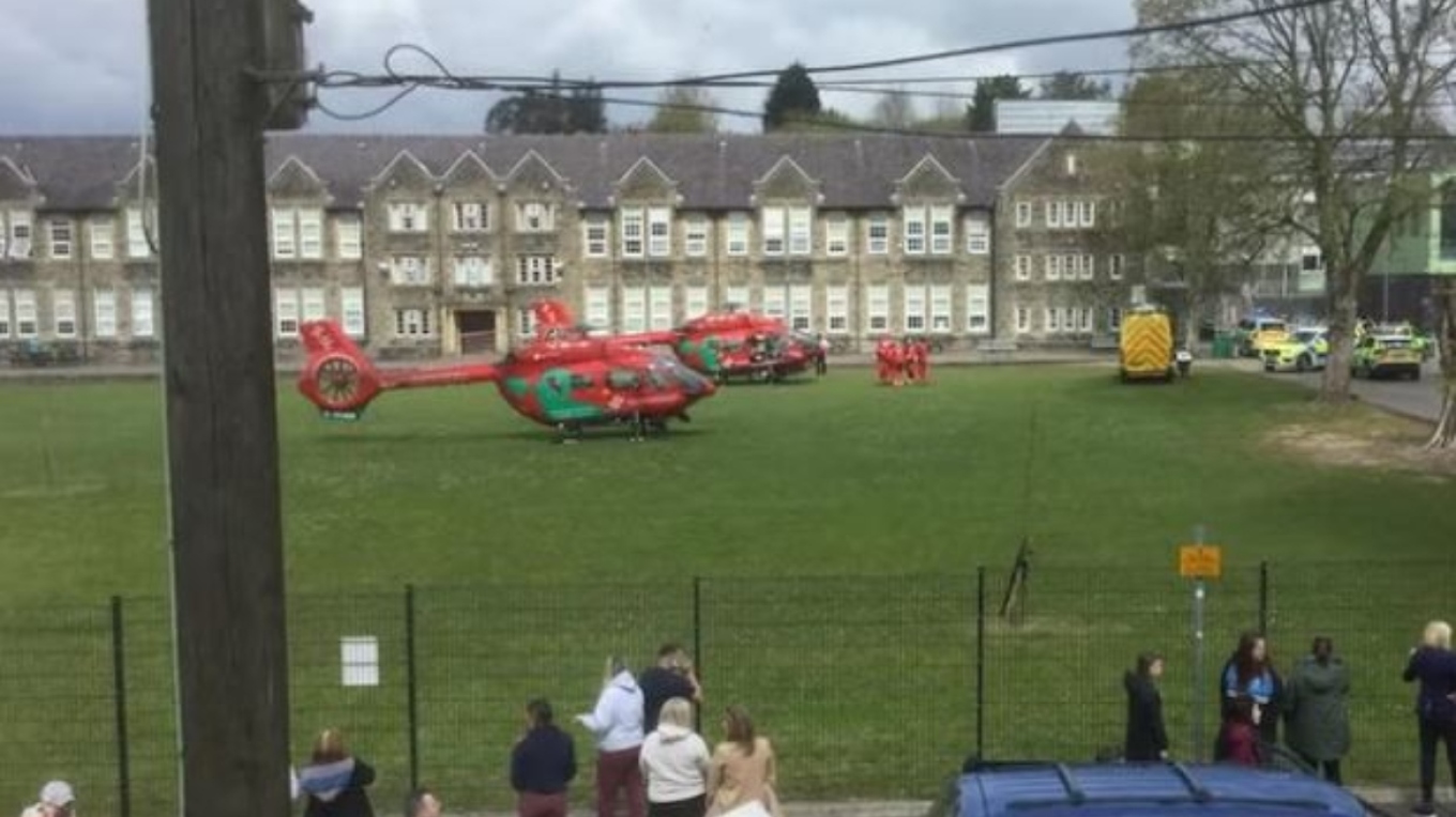 Ουαλία: Σοβαρό επεισόδιο με μαχαίρι σε σχολείο - Τρεις τραυματίες