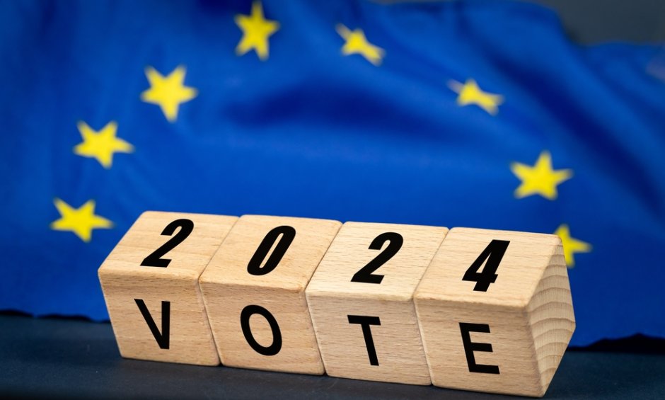 Eυρωεκλογές 2024: Δημοσκοπήσεις, εκτιμήσεις και σχόλια