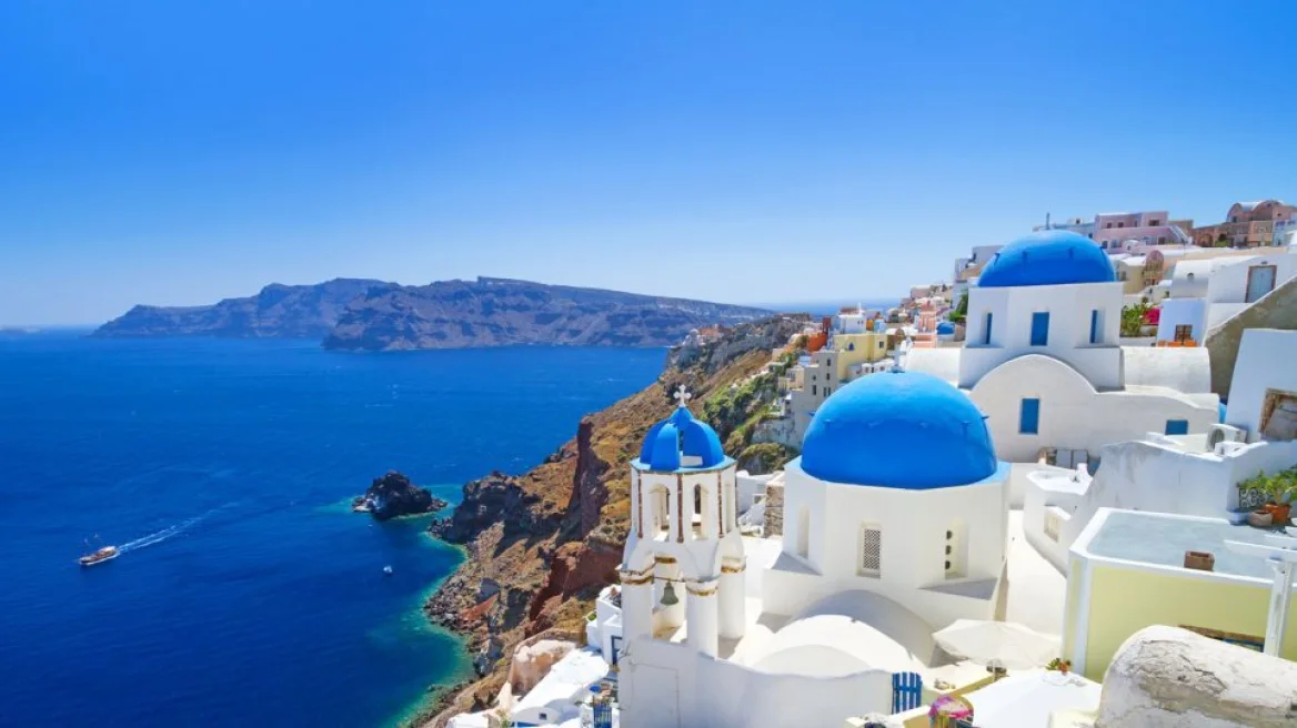 Τουρισμός για όλους 2025: Σήμερα ανοίγει η πλατφόρμα για τις αιτήσεις των voucher 200 έως 600 ευρώ