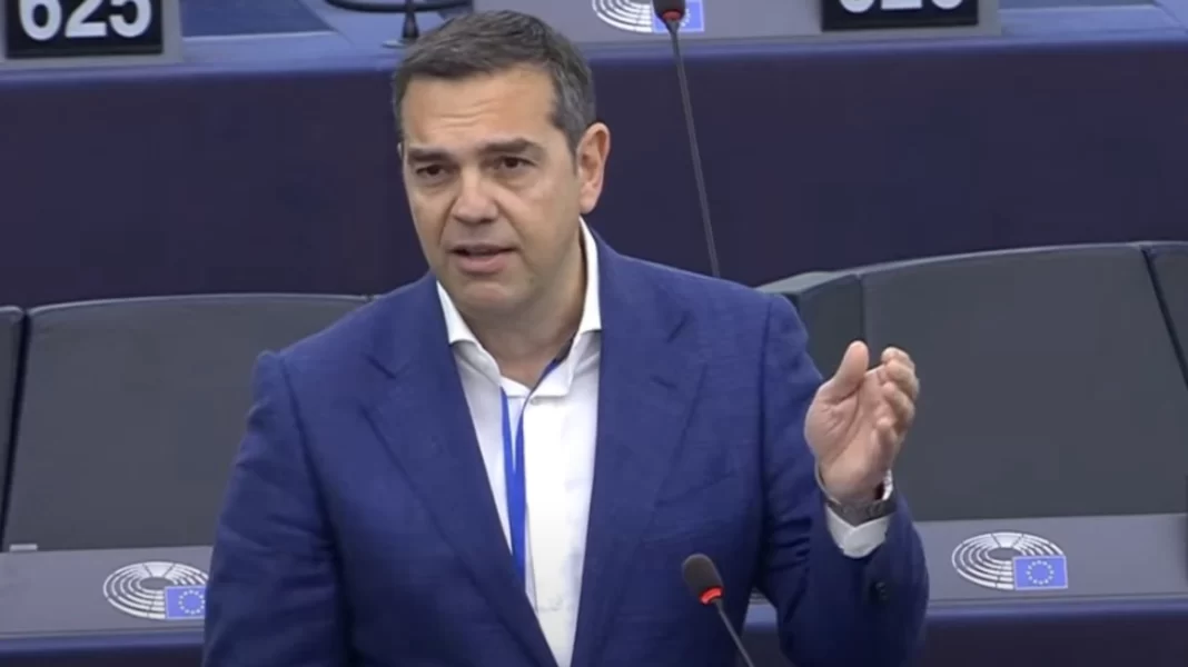 Παρών στην παρουσίαση του ευρωψηφοδελτίου του ΣΥΡΙΖΑ ο Τσίπρας