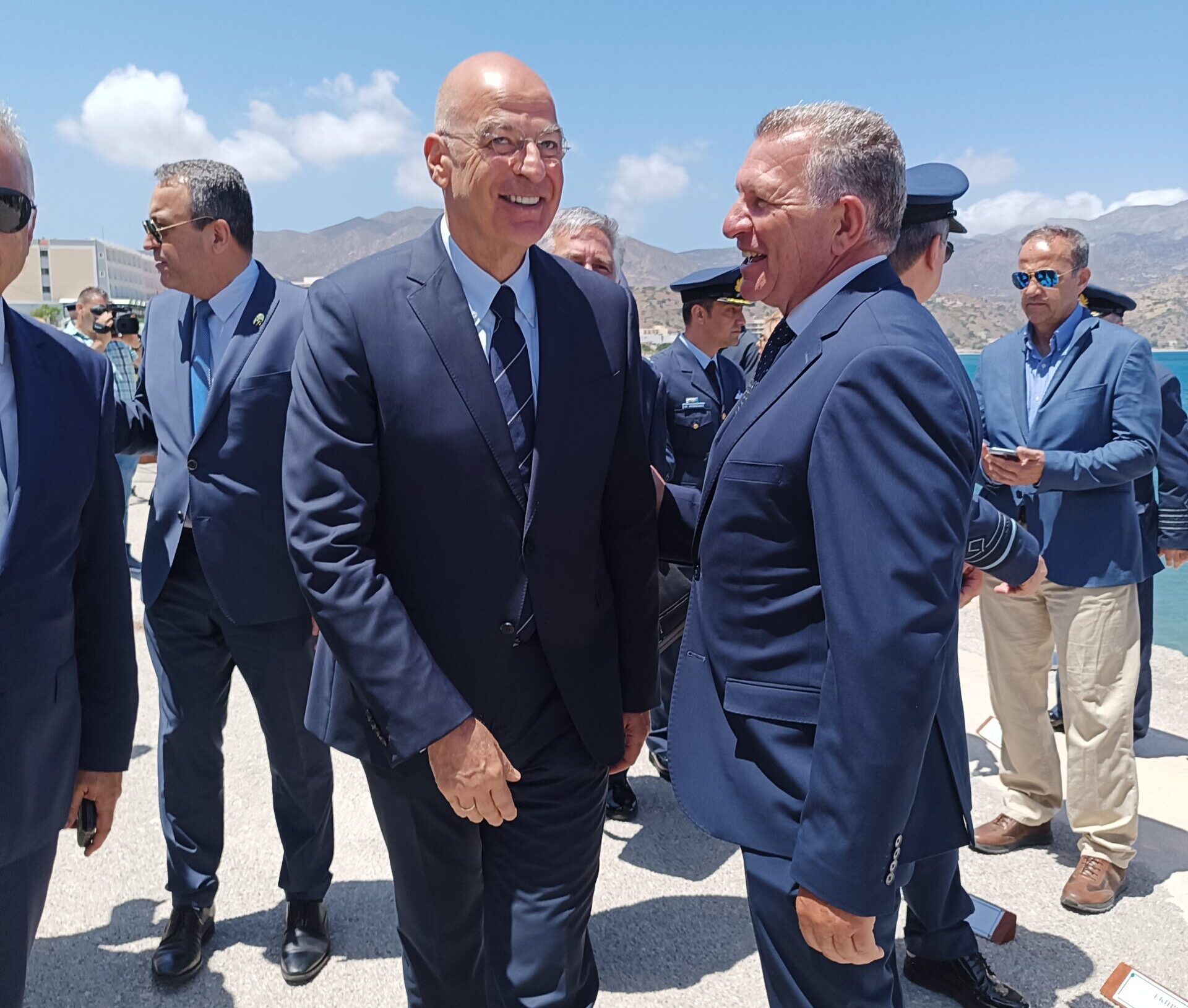 Στις εκδηλώσεις τιμής και μνήμης για το θάνατο του Ήρωα Σμηναγού Κώστα Ηλιάκη o Γιώργος Τσαπάκος