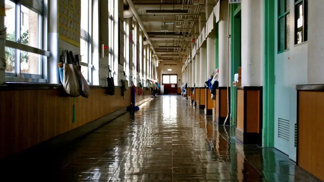 Πότε επιστρέφουν στα θρανία από τις διακοπές του Πάσχα οι μαθητές