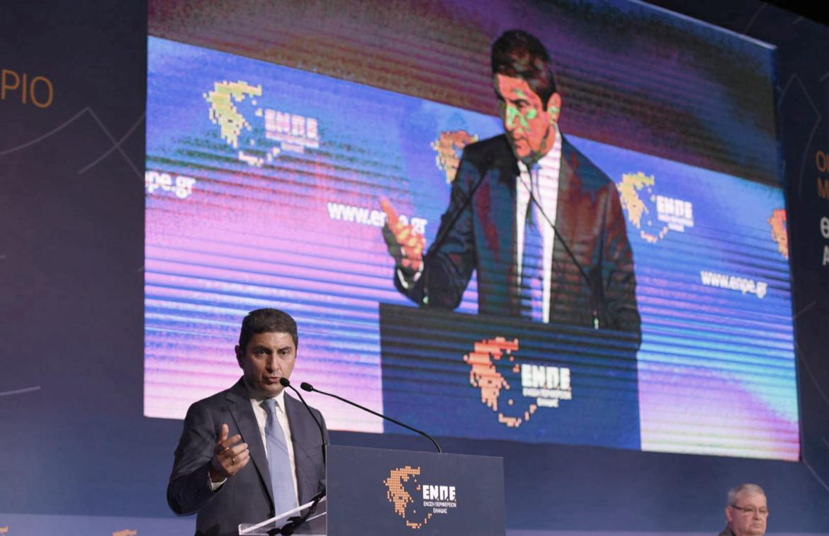 Αυγενάκης: Αύριο ολοκληρώνεται η διαδικασία για τις προδιαγραφές των Σχεδίων Βόσκησης