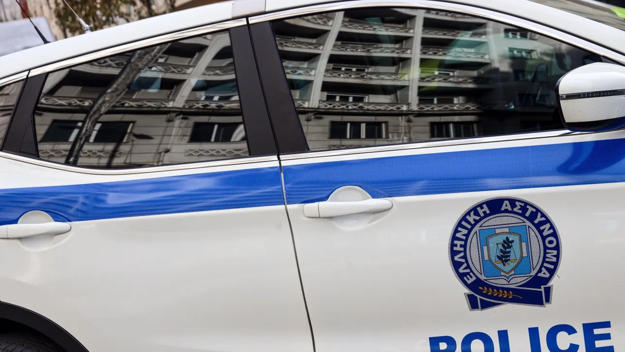 Συνελήφθη επιδειξίας που τρομοκράτησε δύο γυναίκες