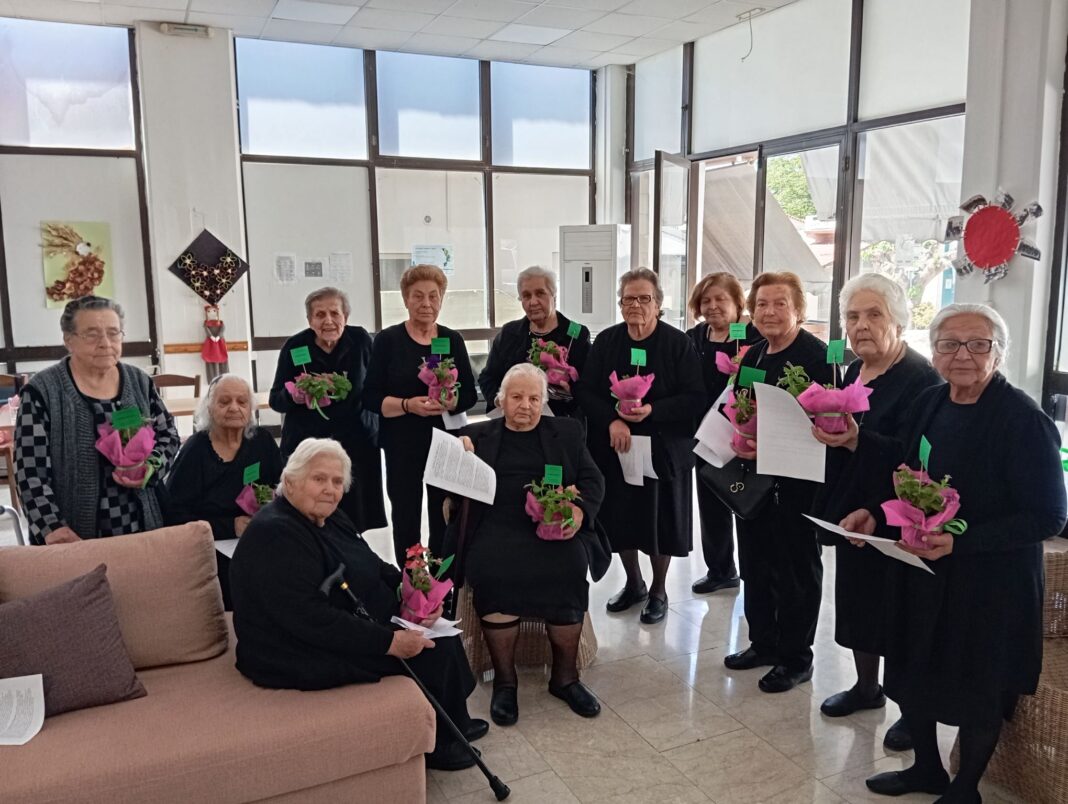 Συγκινητικός ο εορτασμός της Γιορτής της Μητέρας στο Κ.Η.Φ.Η. Παλιανής του Δήμου Ηρακλείου