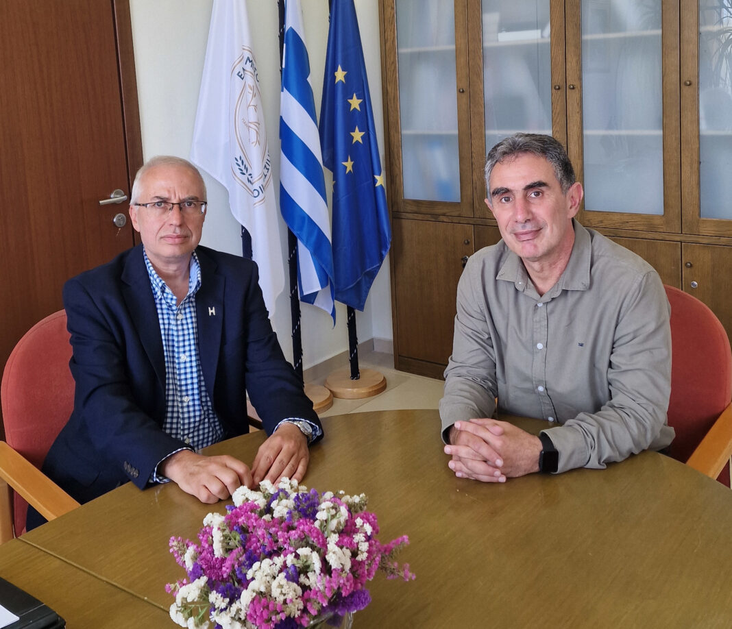 Συνάντηση του Εντεταλμένου Συμβούλου του Δήμου Ηρακλείου Νίκου Κονταράκη με τον Πρύτανη του ΕΛΜΕΠΑ