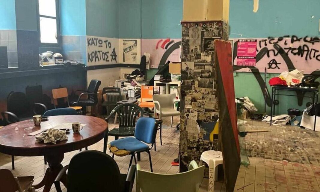 Η ανακοίνωση της ΕΛ.ΑΣ για την επιχείρηση στη Νομική - Τι εντοπίστηκε