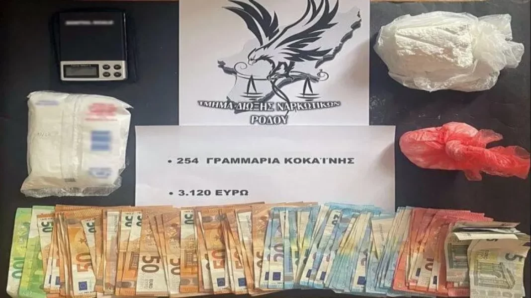 Έκρυβε κοκαΐνη και παράνομα έσοδα στο κατάλυμά του