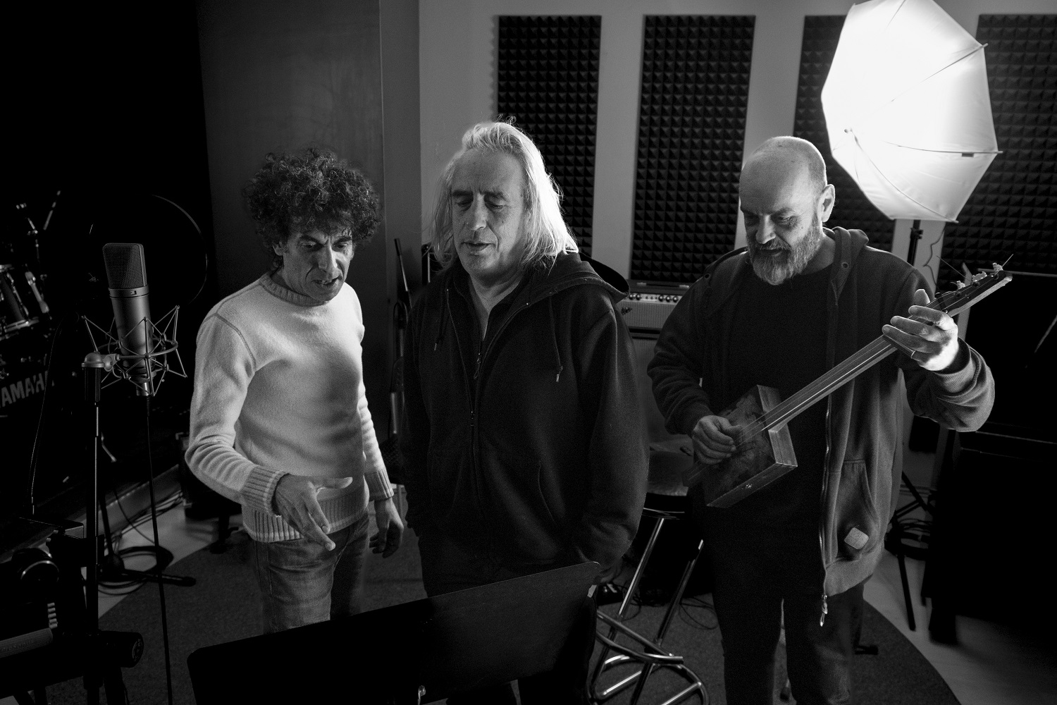 Υπόγεια Ρεύματα – 30 Χρόνια: Στο Υπόγειο με Φίλους