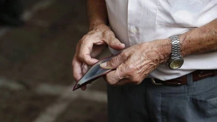 Συντάξεις Ιουνίου: Πότε θα γίνουν οι πληρωμές ανά ταμείο