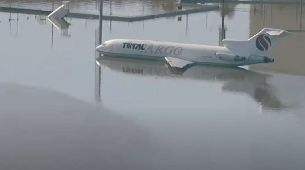Πλημμύρες στη Βραζιλία - Λιμνοθάλασσα... θυμίζει το αεροδρόμιο του Πόρτο Αλέγκρε