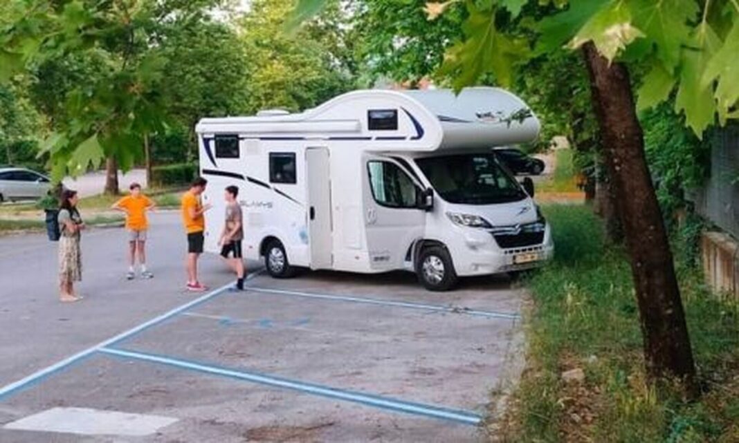 Δυσάρεστη περιπέτεια για οικογένεια Ολλανδών