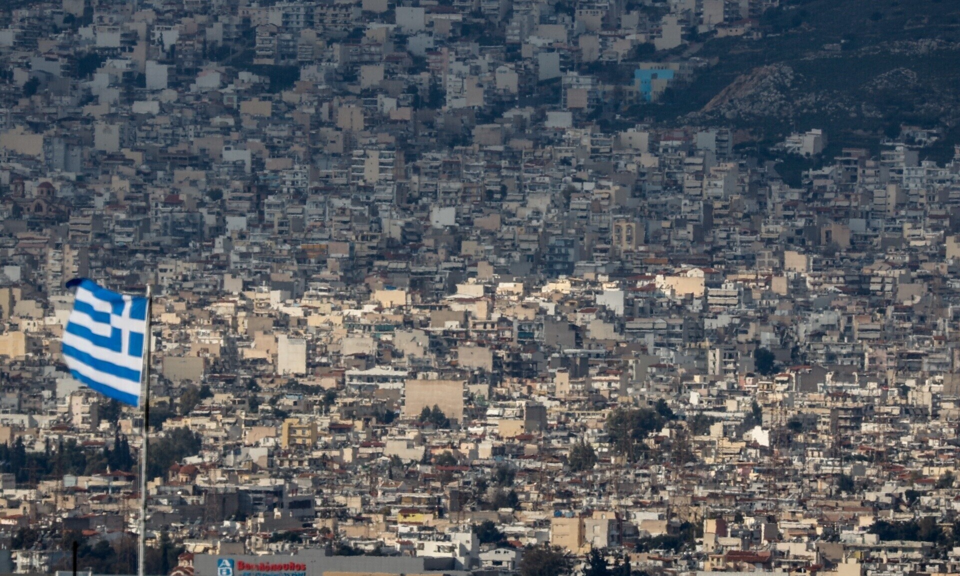 Φορολογικές δηλώσεις: Πώς θα μειώσετε τα τεκμήρια διαβίωσης κατοικιών - Πίνακες και παραδείγματα
