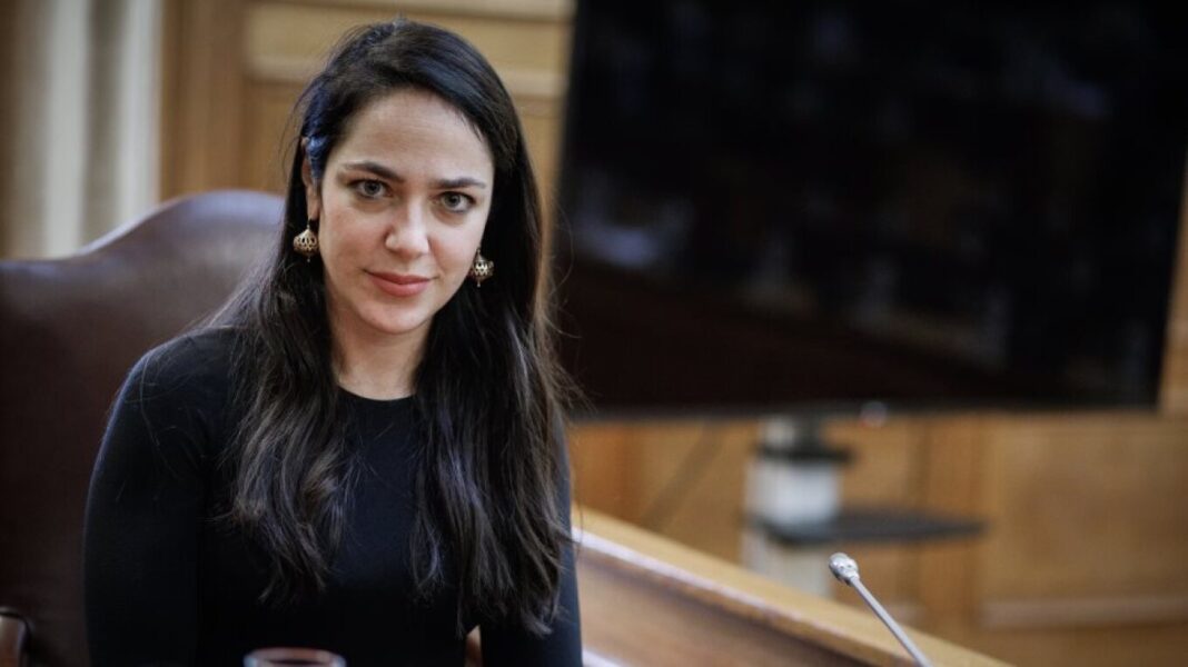 Δόμνα Μιχαηλίδου: Από τη ΛΑΡΚΟ κανείς δεν θα μείνει στον δρόμο - Διασφαλίζουμε την εργασία όλων