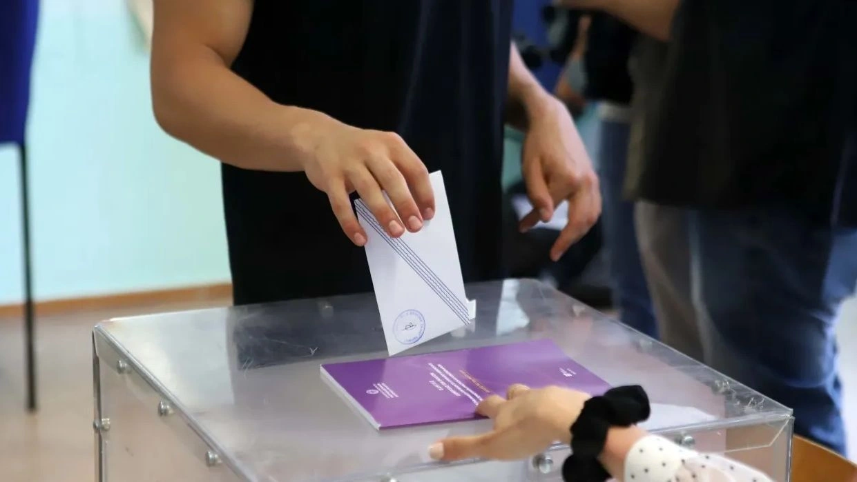 Ευρωεκλογές 2024: Ποιοι εξαιρούνται και τι ποινή προβλέπεται για όσους δεν ψηφίσουν