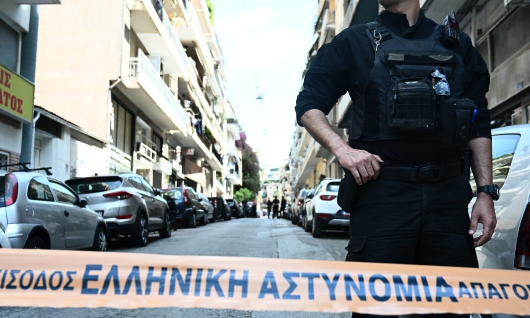 Αστυνομικοί της ΕΛΑΣ είχαν… κρυπτοτηλέφωνα για παράνομες επαφές με εμπόρους ναρκωτικών