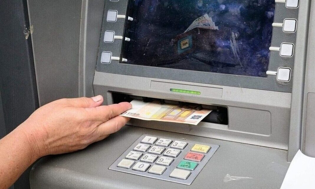 Επίδομα ανεργίας: Πληρωμές ανάλογα με τα χρόνια ασφάλισης και το μισθό