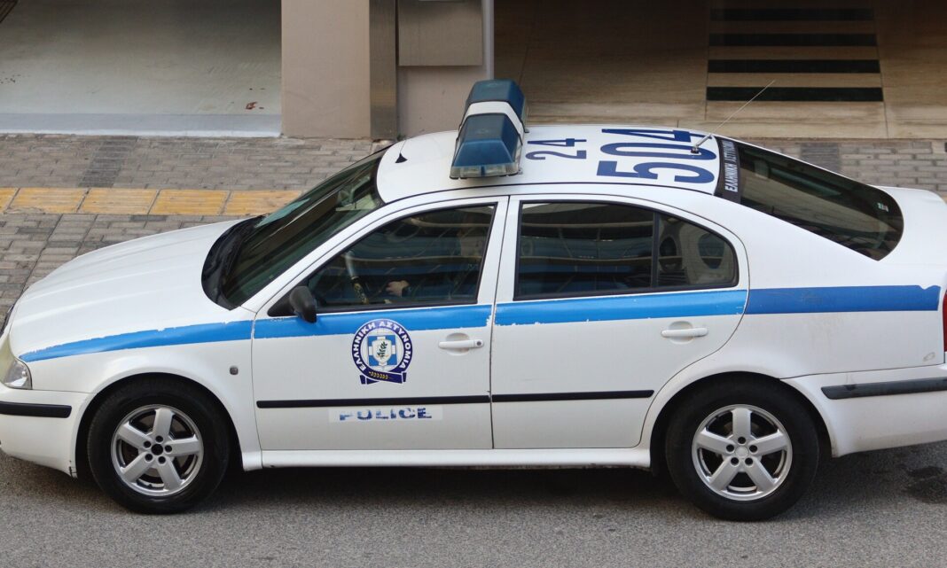 Θαμώνας καταστήματος παρενόχλησε σεξουαλικά υπάλληλο