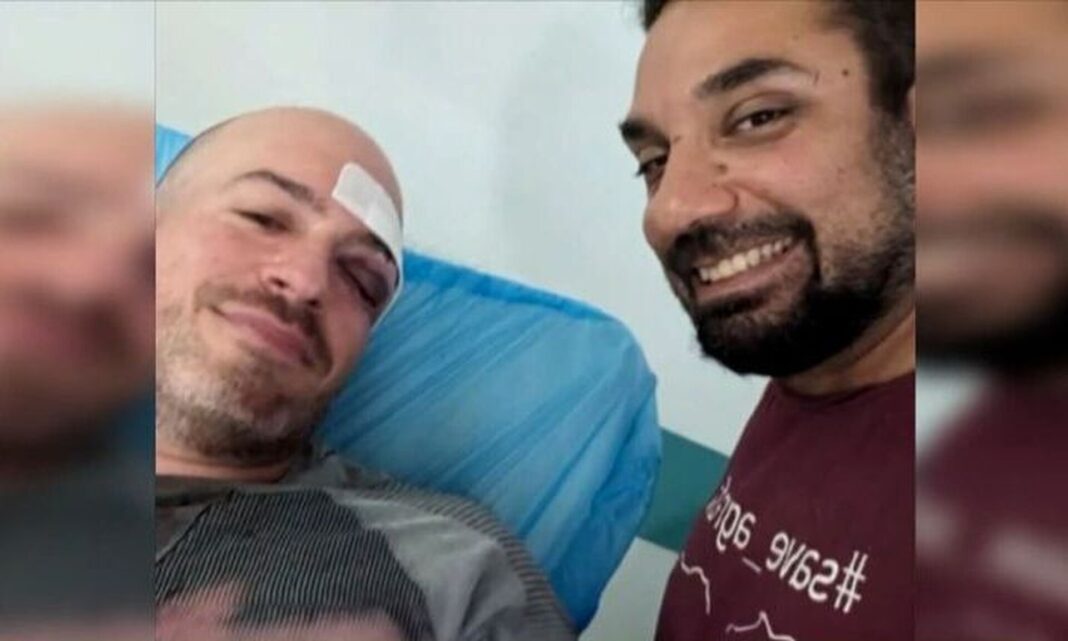 «Η μύτη μου είναι σπασμένη, έχω μαχαιριές στην πλάτη και το μπράτσο», αποκαλύπτει εθελοντής