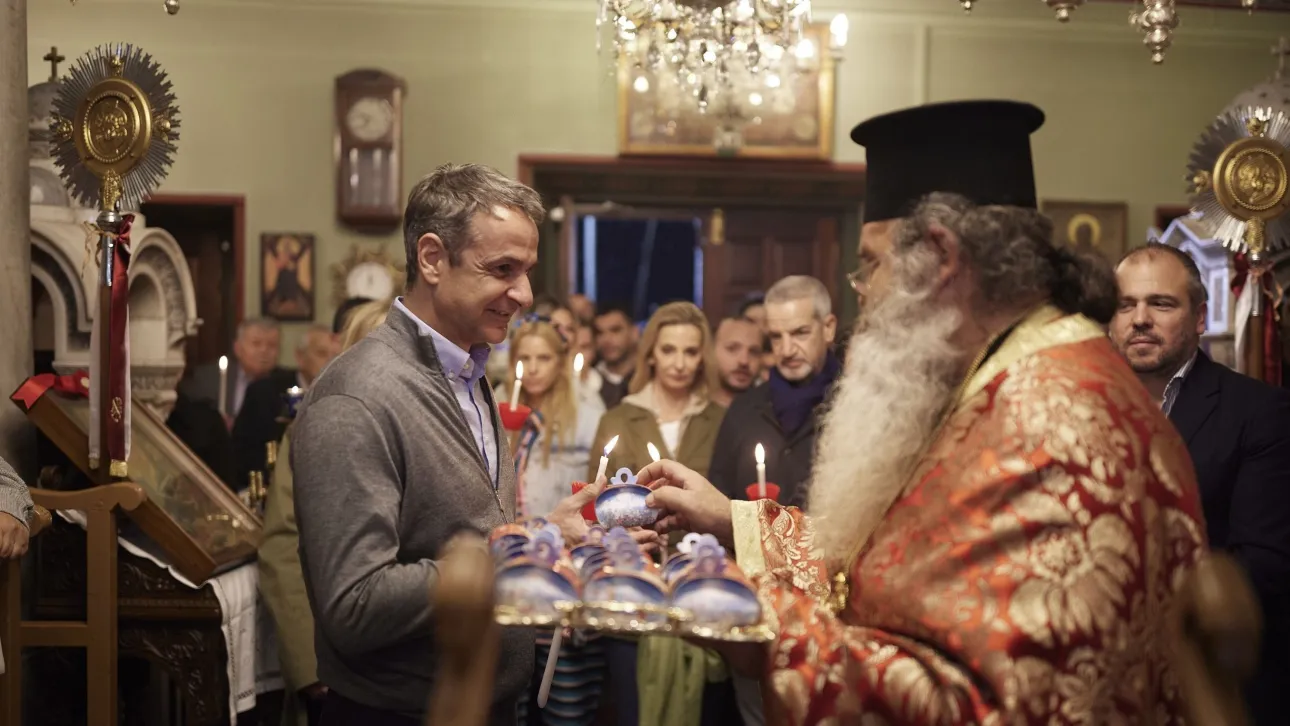 Στην Καρδιανή της Τήνου γιόρτασε την Ανάσταση ο Κυριάκος Μητσοτάκης