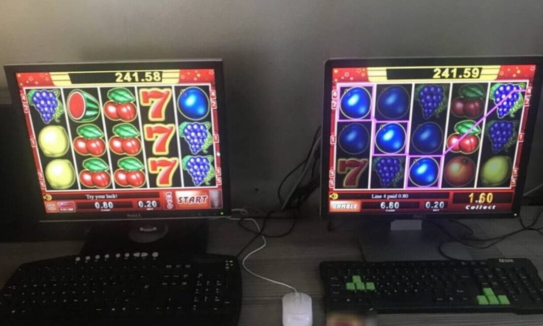 «Έφοδος» της ΕΛΑΣ σε παράνομο καζίνο στο κέντρο της Αθήνας - Τρεις συλλήψεις