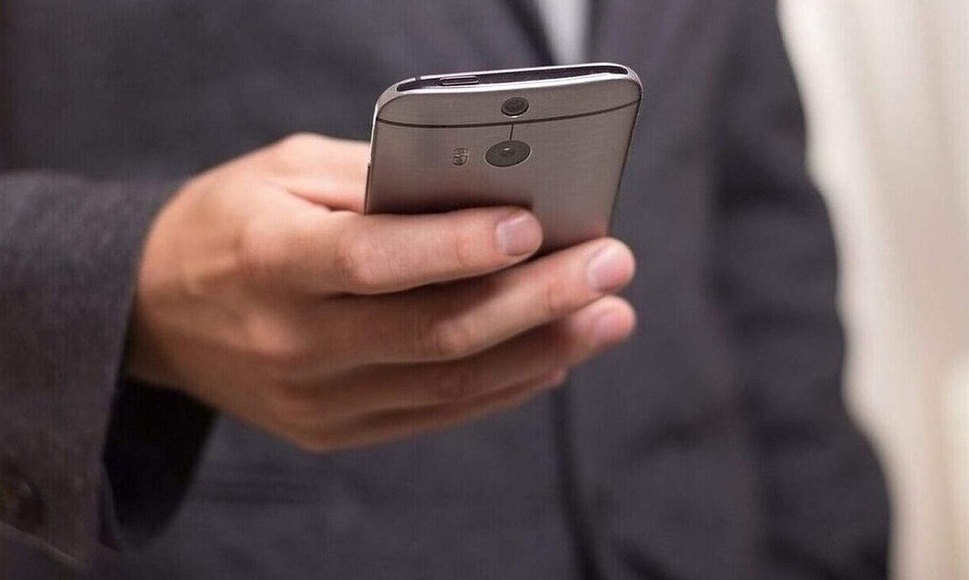 IRIS: Στα 1.000 ευρώ χωρίς προμήθεια θα αυξηθεί το ημερήσιο όριο συναλλαγών