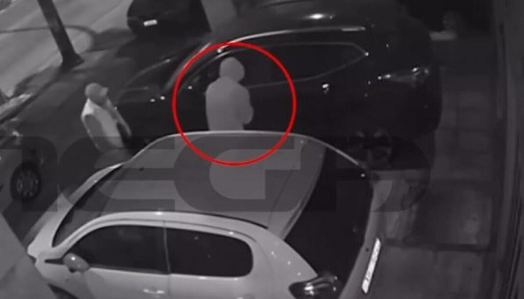 Μέσα σε 3 λεπτά έκλεψαν ΙΧ με τσιλιαδόρο ταξιτζή