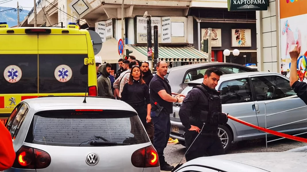 Θρίλερ με νεκρή γυναίκα στη μέση του δρόμου – Την μαχαίρωσαν στην κοιλιά