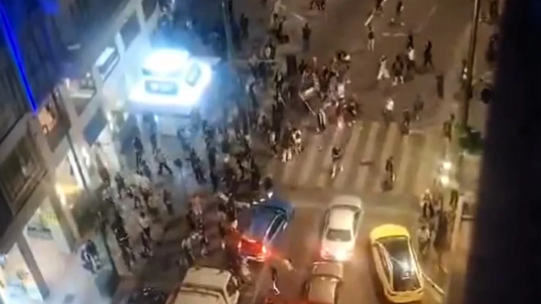 Διαδηλωτές για τη Γάζα προκάλεσαν φθορές σε ξενοδοχείο που μένουν Ισραηλινοί στο κέντρο της Αθήνας - Δείτε βίντεο