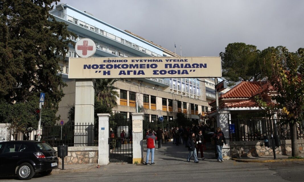 Διασωληνωμένη με εγκαύματα σε σχεδόν όλο το σώμα η 2χρονη