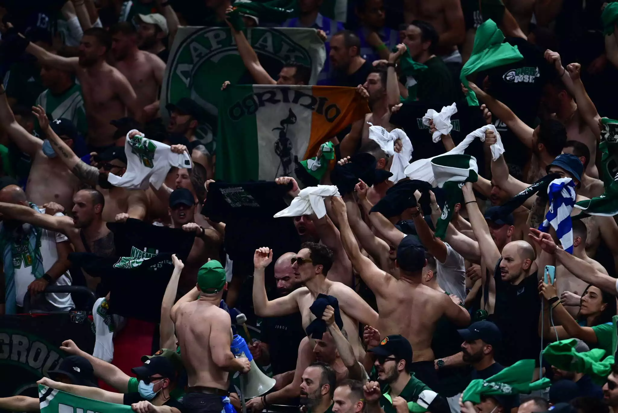 Παναθηναϊκός – Ρεάλ: Πρασινίζει το Βερολίνο με χιλιάδες φίλους του τριφυλλιού