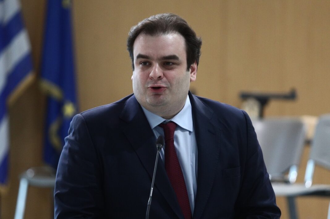 Πανελλαδικές Εξετάσεις 2024: Πρώτη ημέρα για τα ΕΠΑΛ αύριο - Εμπιστευτείτε τον εαυτό σας, το μήνυμα Πιερρακάκη