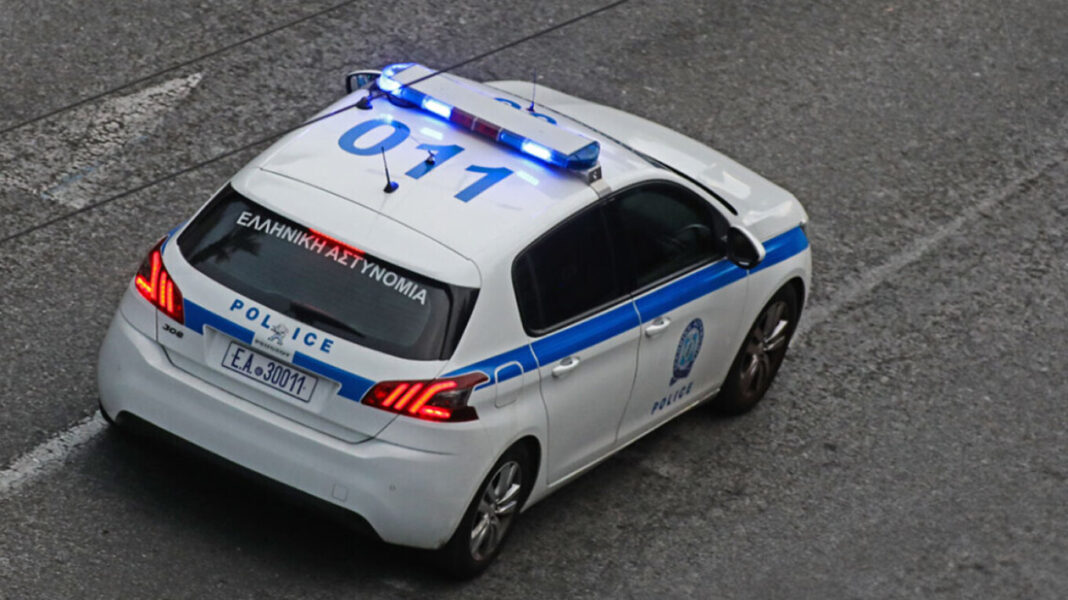 Η μητέρα επέστρεψε στη δομή τα τέσσερα παιδιά