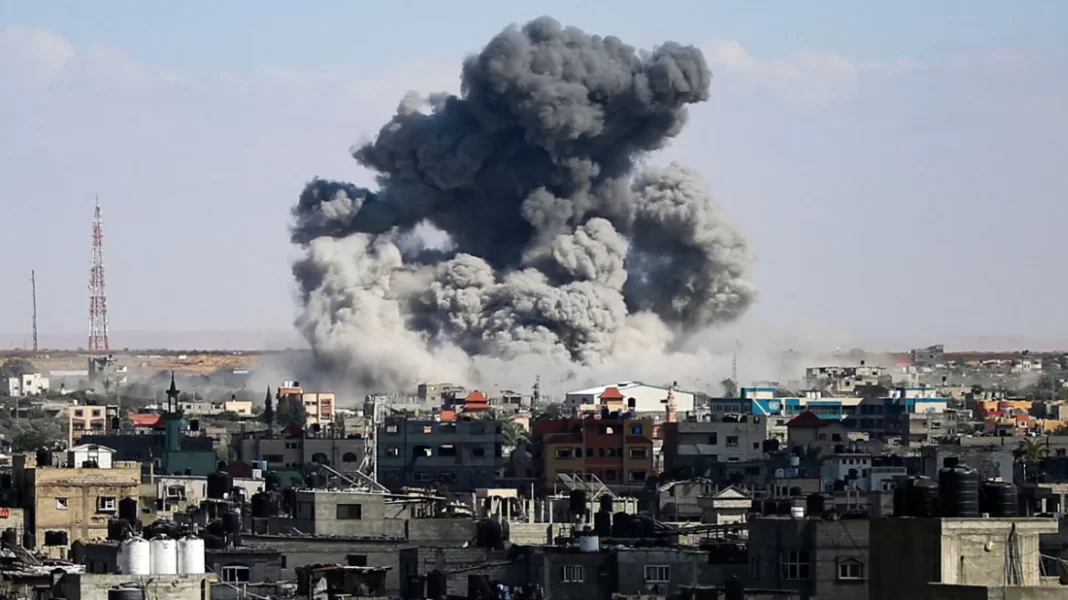 Γάζα: Διεθνής αγωνία για τη Ράφα καθώς εντείνονται οι ισραηλινοί βομβαρδισμοί – Διαπραγματεύσεις in extremis στο Κάιρο