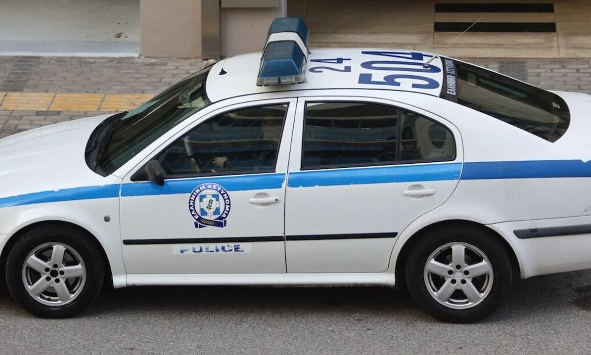 Τα πρώτα λόγια της 49χρονης στους αστυνομικούς για τη δολοφονία του πατέρα της