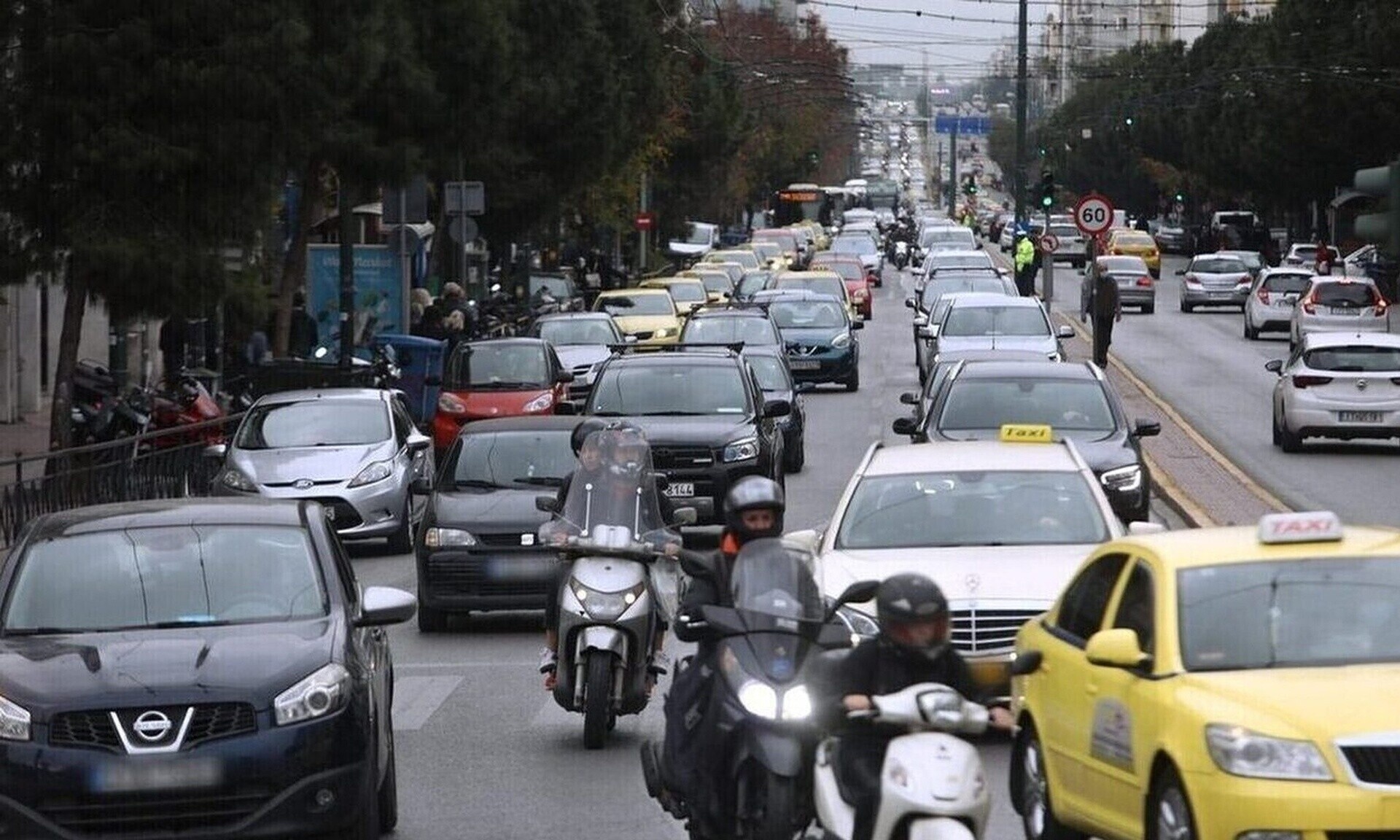 Τέλη κυκλοφορίας: Πληρωμή σε κλιμακωτή βάση ανάλογα με τους ρύπους