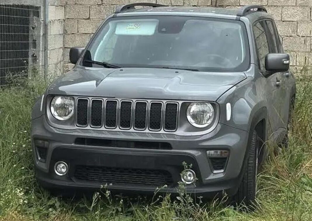 Παραποιούσαν τα στοιχεία κλεμμένου τζιπ για να το πουλήσουν