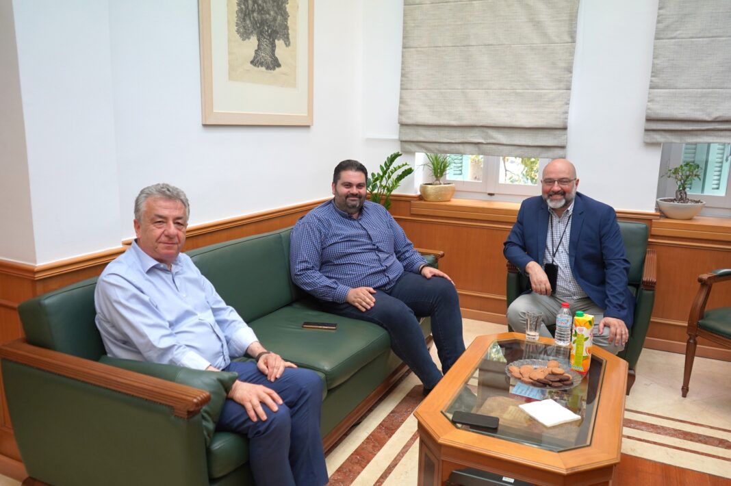 Συνάντηση Περιφερειάρχη Κρήτης με τον Υποψήφιο ευρωβουλευτή Του ΠΑΣΟΚ – ΚΙΝΑΛ Σάκη Αρναούτογλου