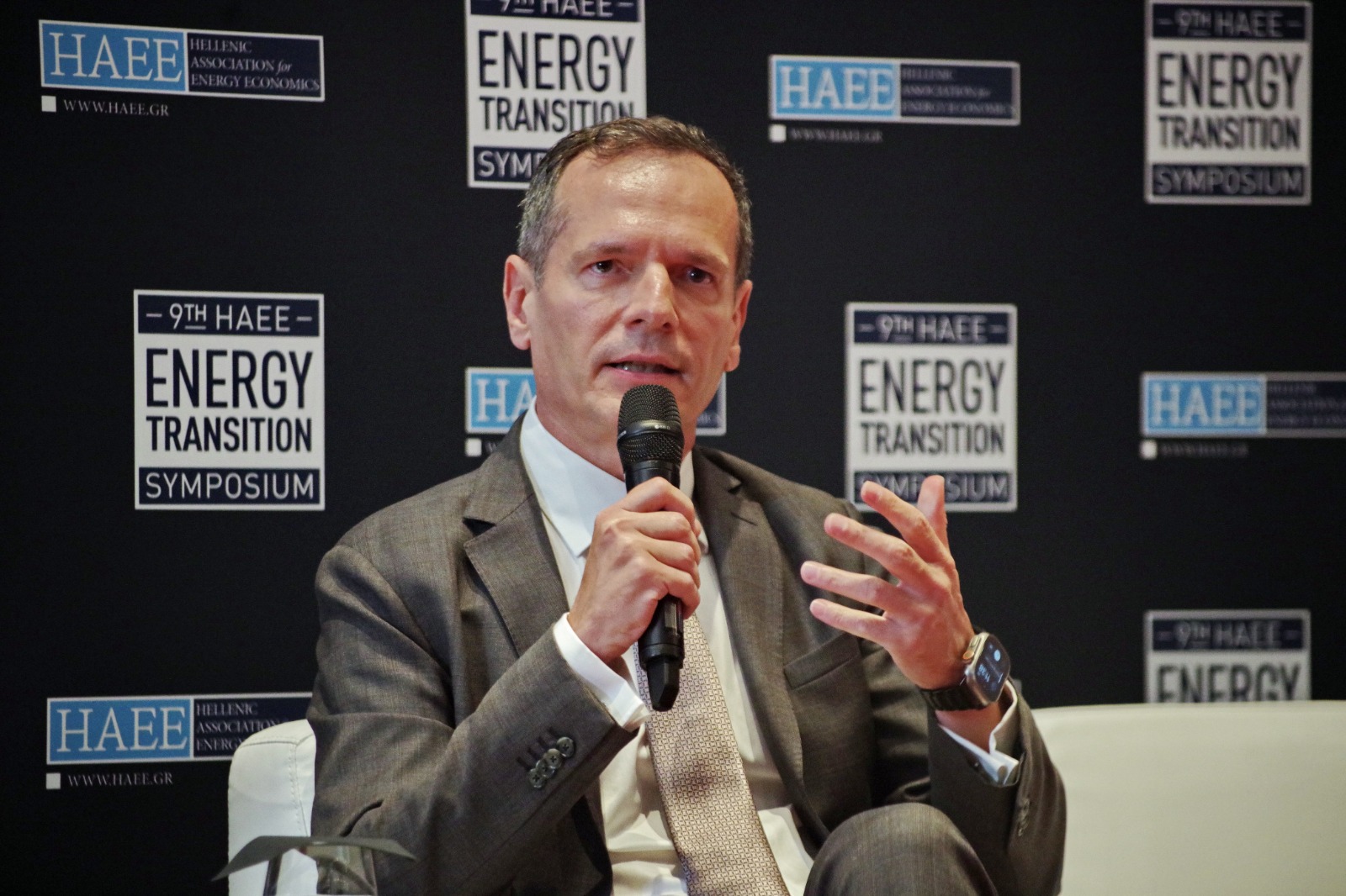 Μάνος Μανουσάκης (ΑΔΜΗΕ): Τροποποίηση της ρυθμιστικής απόφασης για να προχωρήσει η ηλεκτρική διασύνδεση Ελλάδας – Κύπρου – Iσραήλ