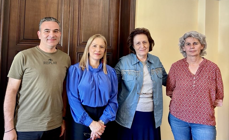 Κρήτη: Υπεγράφη η σύμβαση για την παρακολούθηση της ποιότητας των υδάτων κολύμβησης
