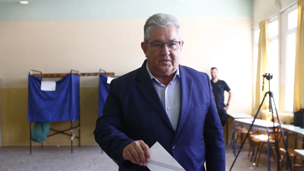 Κουτσούμπας: Το αποτέλεσμα αποδεικνύει τους σταθερούς δεσμούς του ΚΚΕ με το λαό