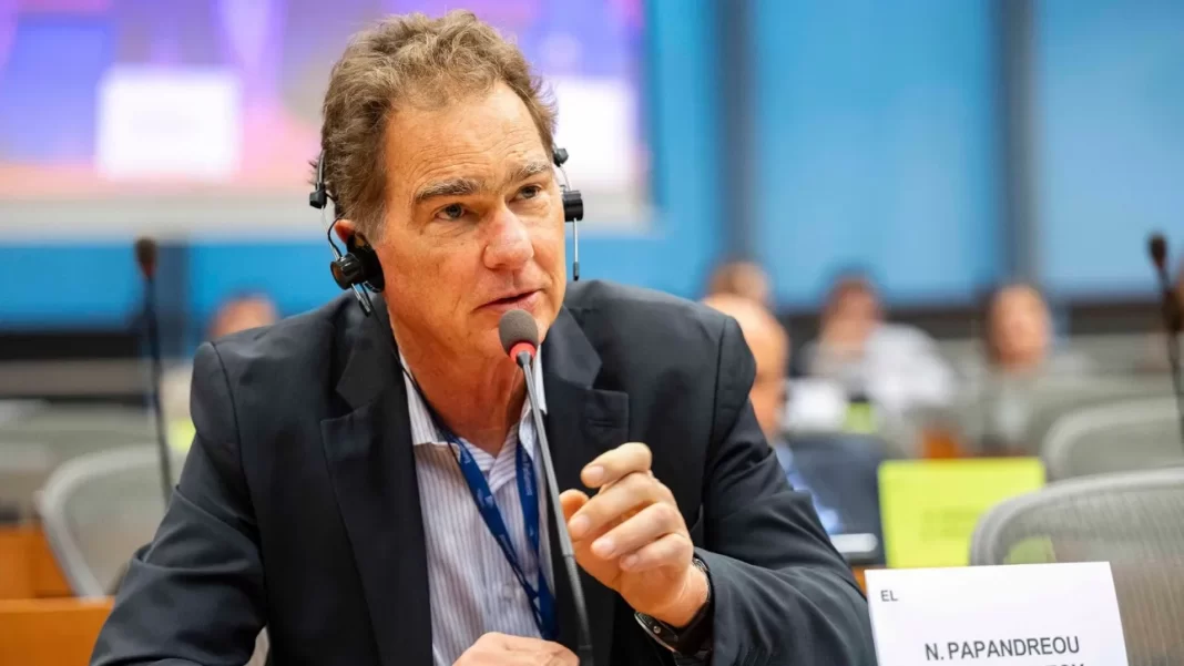 Θέμα ηγεσίας στο ΠΑΣΟΚ και από τον Νίκο Παπανδρέου