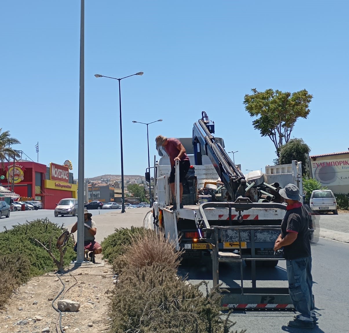 Αλλαγή φωτιστικών, οικονομία και αναβάθμιση των συνθηκών οδικής ασφάλειας στην Λ. Στ. Καζαντζίδη
