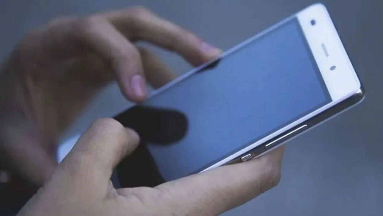 Οι εργαζόμενοι που θα επιβάλλεται να «χτυπούν» ψηφιακή κάρτα από 1η Ιουλίου