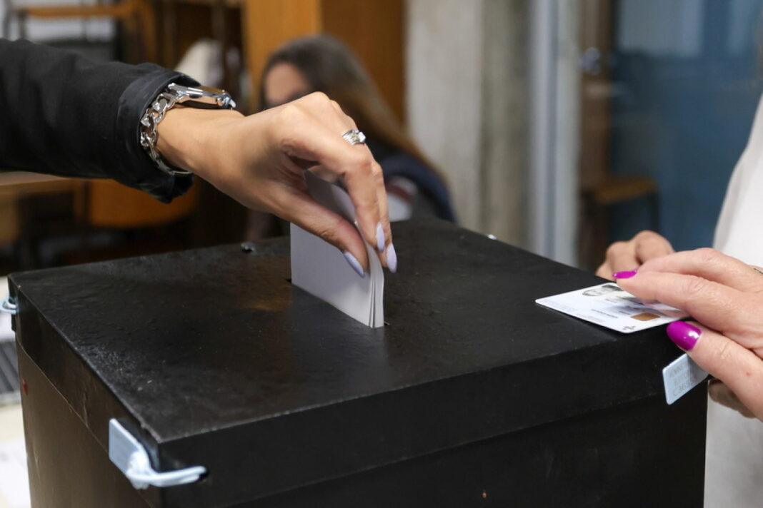 Ευρωεκλογές 2024: Σκληρή εκλογική μάχη στην Πορτογαλία - Συντηρητικοί και Σοσιαλιστές στο 30%