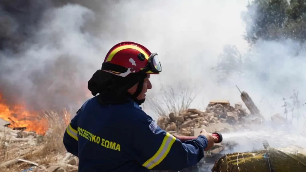 Οι περιοχές με πολύ υψηλό κίνδυνο πυρκαγιάς σήμερα Παρασκευή – Στο «κόκκινο» η Αττική