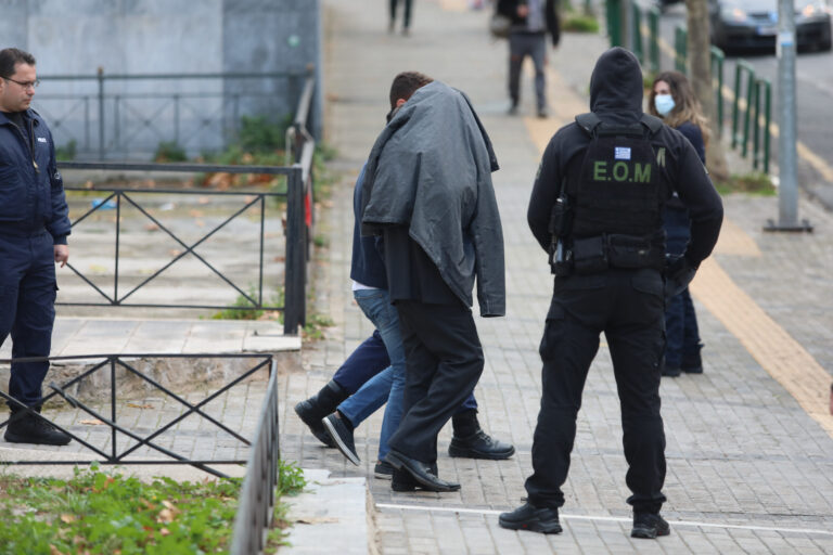 Εξαρθρώθηκαν δύο εγκληματικές οργανώσεις