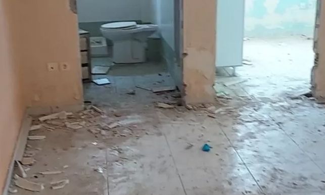 Ρομά λεηλάτησαν πολυκατοικία - Βανδάλισαν κι έκλεψαν τα πάντα