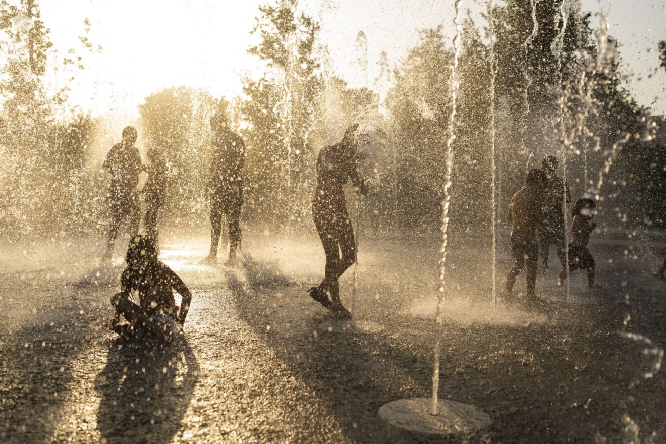 Ο πλανήτης μόλις έζησε ένα “σοκαριστικό” 12μηνο σερί με ρεκόρ ζέστης